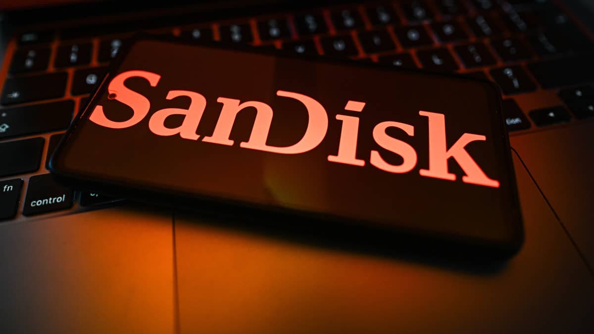 Sandisk flashes investors uncommon technical signal