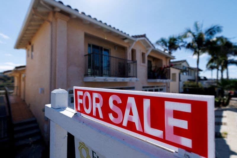 US new home sales drop to near 3-1/2-year low in January