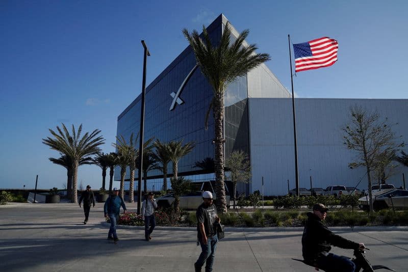 Exclusive-E*Trade in talks to lead SpaceX IPO share sale to small investors in US, sources say