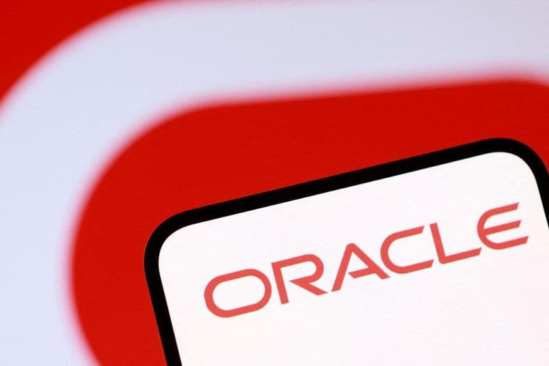 Oracle names Schneider Electric's Maxson as CFO amid soaring AI spending