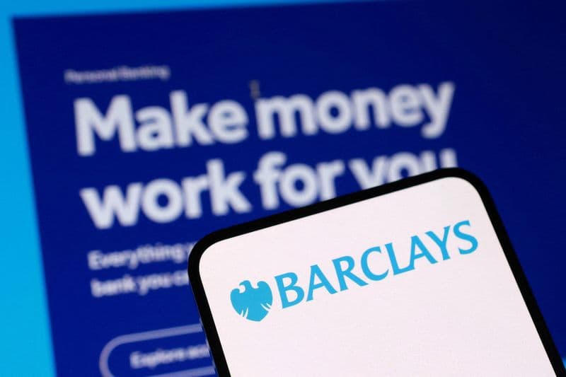 Robots, drones could slash global food delivery costs to $1 per order, Barclays says