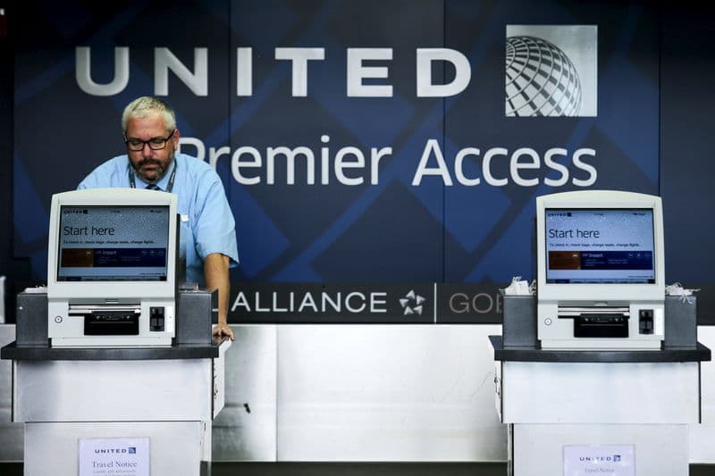 United Airlines slash 2026 forecast as rising fuel costs starts to bite