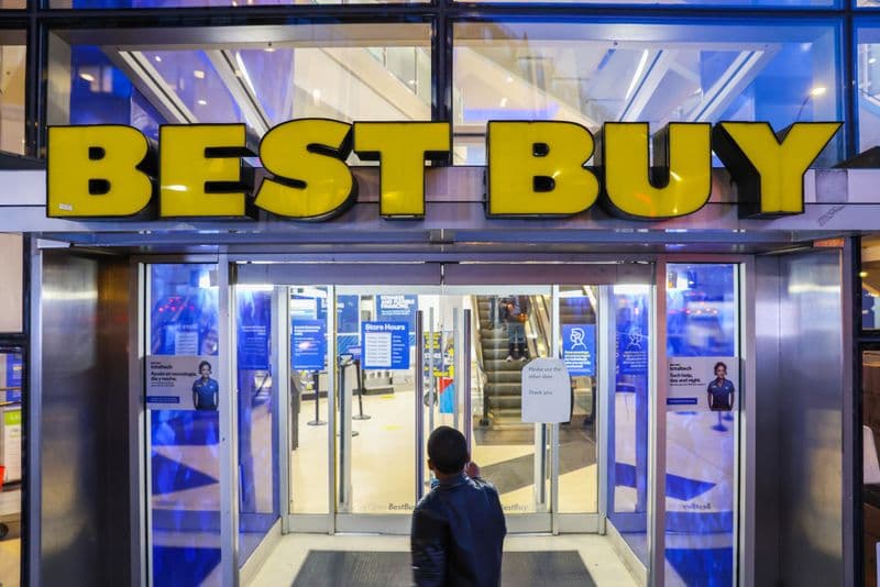 Best Buy surges on earnings beat and strong sales growth