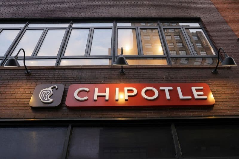 JPMorgan upgrades Chipotle, sees upside as growth slowdown priced in