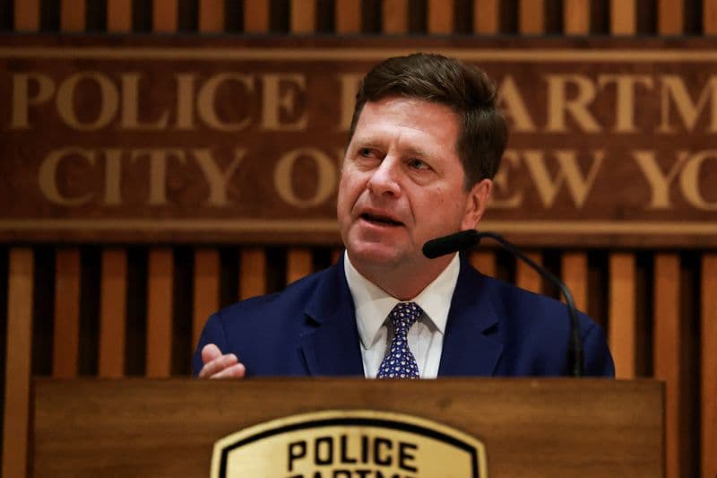 Trump nominates Jay Clayton to be next intelligence chief