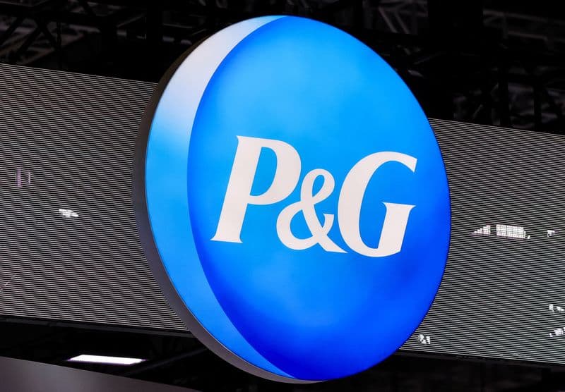 P&G tops estimates on beauty products demand, flags hit from higher input cost