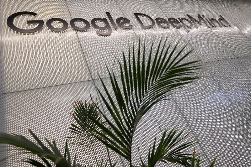 Google DeepMind hires staff from Contextual AI in licensing deal, Bloomberg News reports